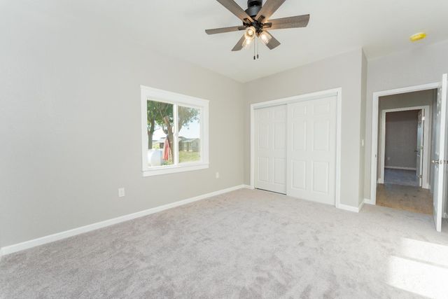 7380 14th Avenue, Hanford, CA 93230