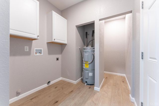 7380 14th Avenue, Hanford, CA 93230