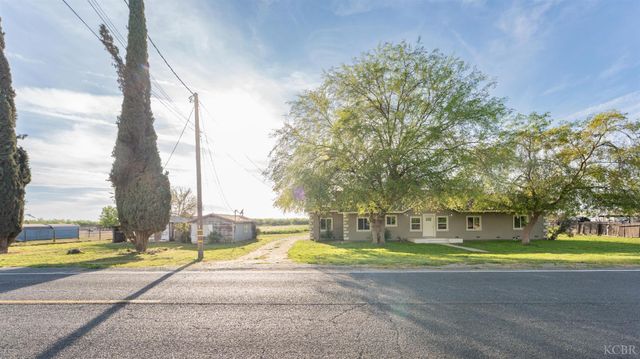 7380 14th Avenue, Hanford, CA 93230