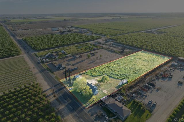 7380 14th Avenue, Hanford, CA 93230