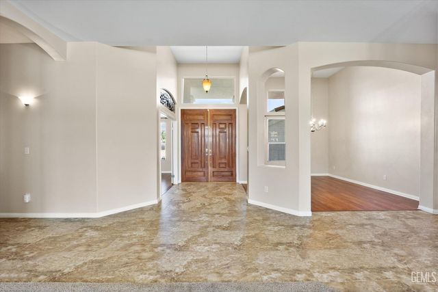 9107 Bridget Leigh Way, Bakersfield, CA 93312