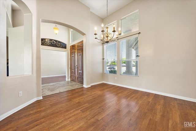9107 Bridget Leigh Way, Bakersfield, CA 93312