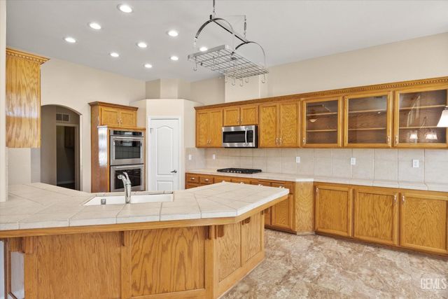 9107 Bridget Leigh Way, Bakersfield, CA 93312