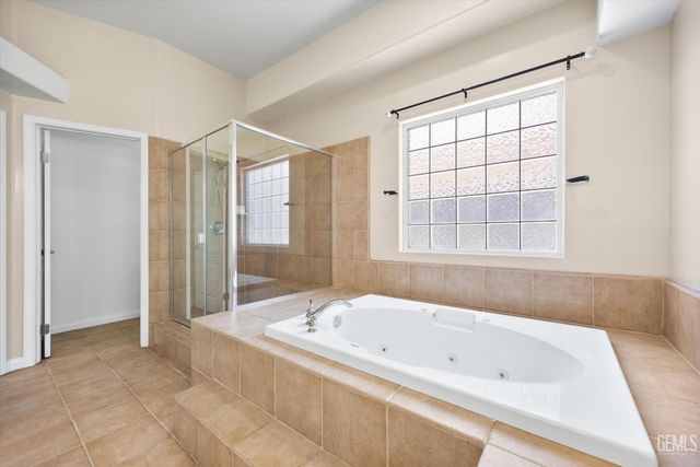 9107 Bridget Leigh Way, Bakersfield, CA 93312