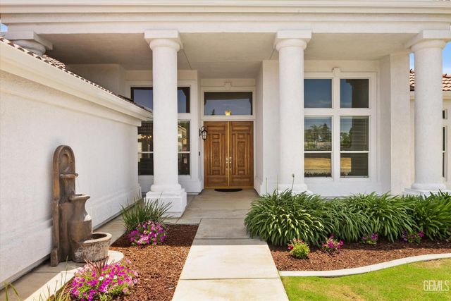 9107 Bridget Leigh Way, Bakersfield, CA 93312