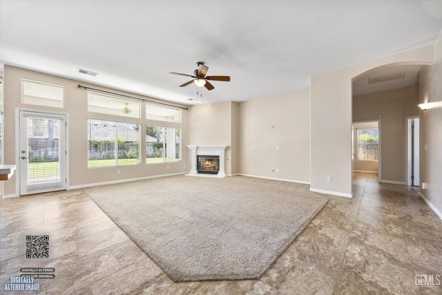 9107 Bridget Leigh Way, Bakersfield, CA 93312