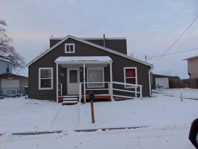 44 HURON Circle, Council Bluffs, IA 51501