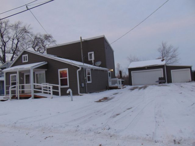 44 HURON Circle, Council Bluffs, IA 51501