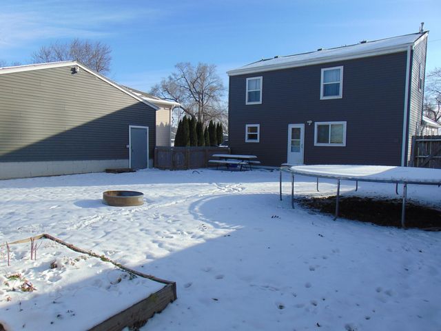 44 HURON Circle, Council Bluffs, IA 51501