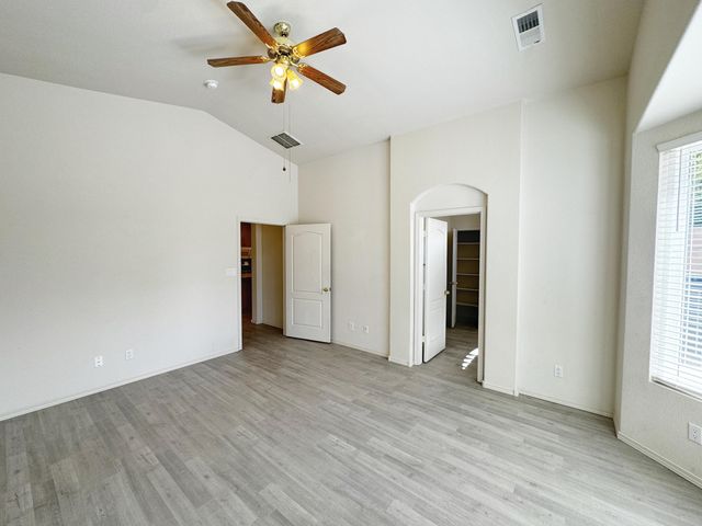 7152 Elk Creek Road NE, Albuquerque, NM 87113