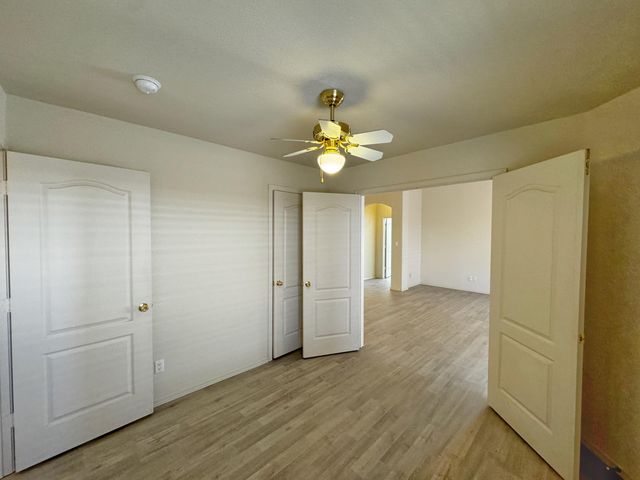 7152 Elk Creek Road NE, Albuquerque, NM 87113
