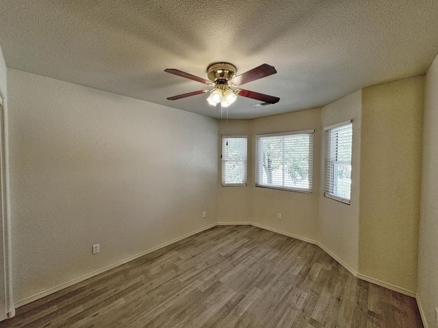 7152 Elk Creek Road NE, Albuquerque, NM 87113