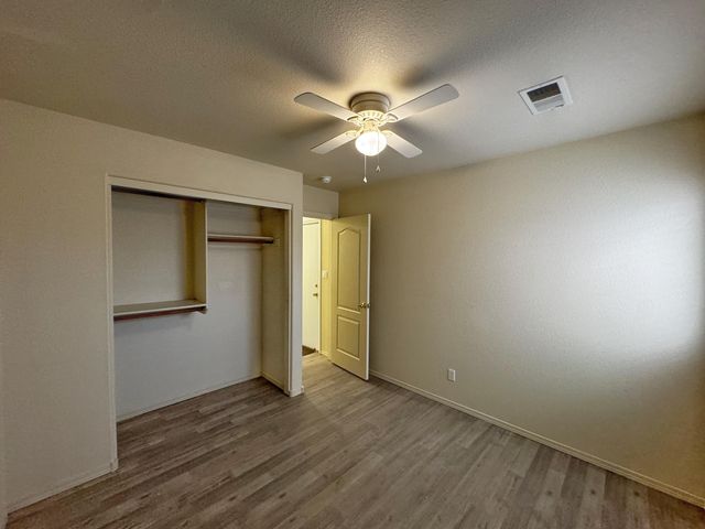 7152 Elk Creek Road NE, Albuquerque, NM 87113