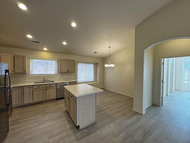 7152 Elk Creek Road NE, Albuquerque, NM 87113