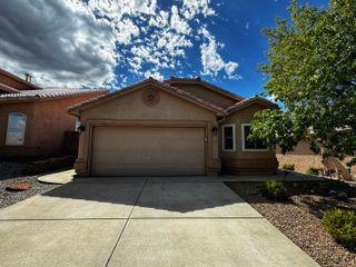 7152 Elk Creek Road NE, Albuquerque, NM 87113