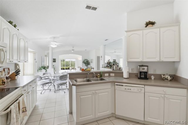 2323 N Andrea Point, Lecanto, FL 34461