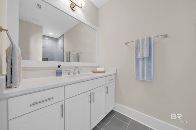 951 W Lagoon Avenue JJ, Gulf Shores, AL 36542