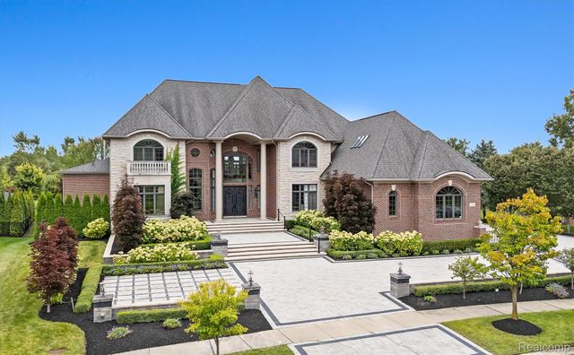 21165 Bridle Run, Novi, MI 48167