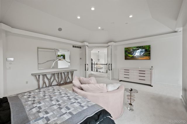 21165 Bridle Run, Novi, MI 48167
