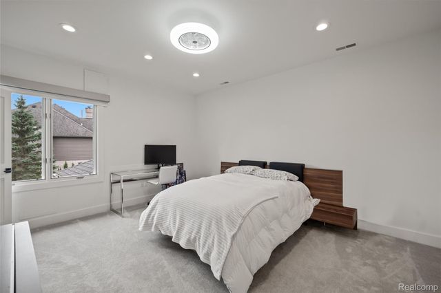 21165 Bridle Run, Novi, MI 48167