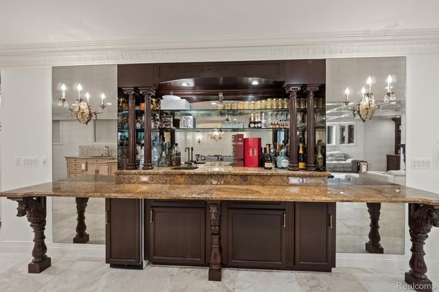 21165 Bridle Run, Novi, MI 48167