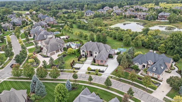 21165 Bridle Run, Novi, MI 48167