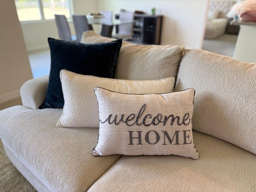 Image 8 of property listing at 17132 EDGEMONT LANE, Clermont, FL 34714