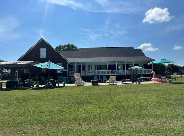 205 Farm Wind Rd, Gaffney, SC 29341