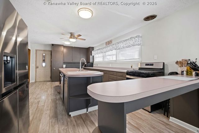 9 Samantha Drive, Clendenin, WV 25045