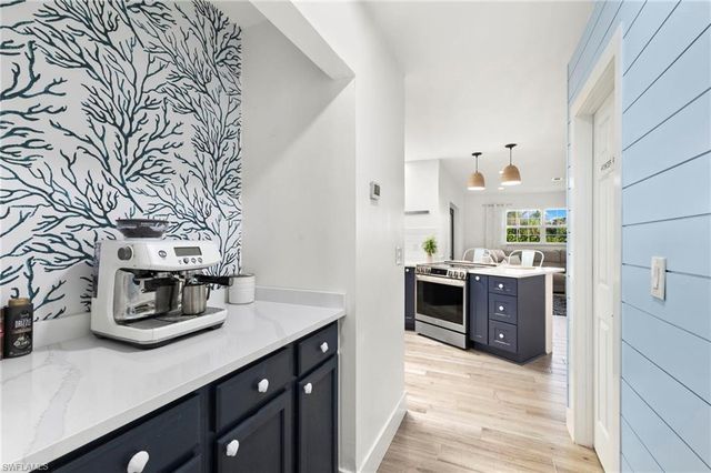 101 San Salvador ST, Naples, FL 34113