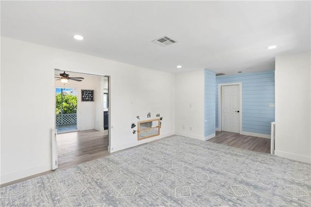 101 San Salvador ST, Naples, FL 34113