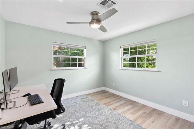 101 San Salvador ST, Naples, FL 34113