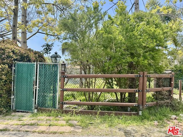 27555 Pacific Coast Highway, Malibu, CA 90265