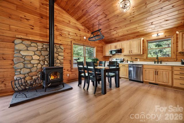 443 Cascades Parkway, Nebo, NC 28761