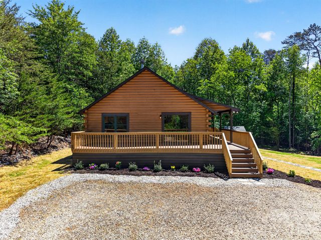 443 Cascades Parkway, Nebo, NC 28761