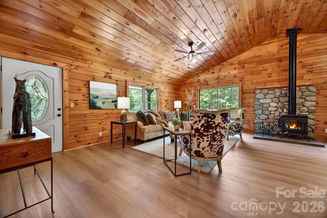 443 Cascades Parkway, Nebo, NC 28761