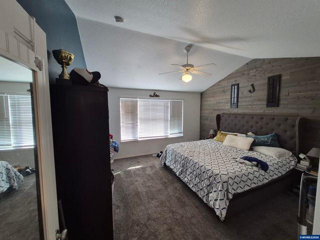 1023 Randall Wy, Independence, OR 97351