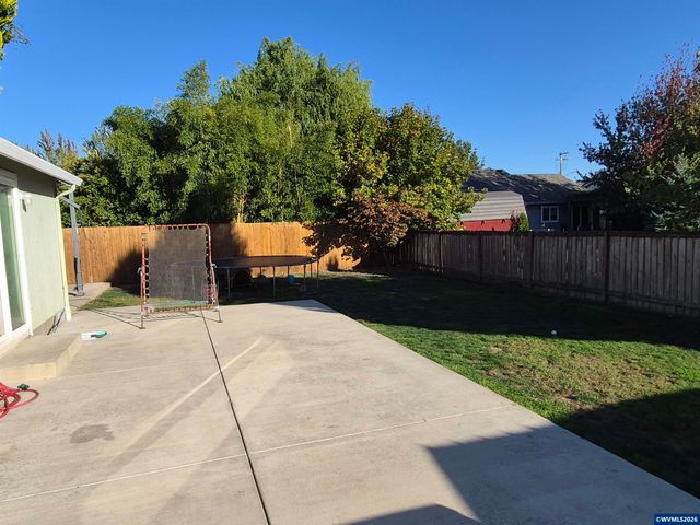 1023 Randall Wy, Independence, OR 97351