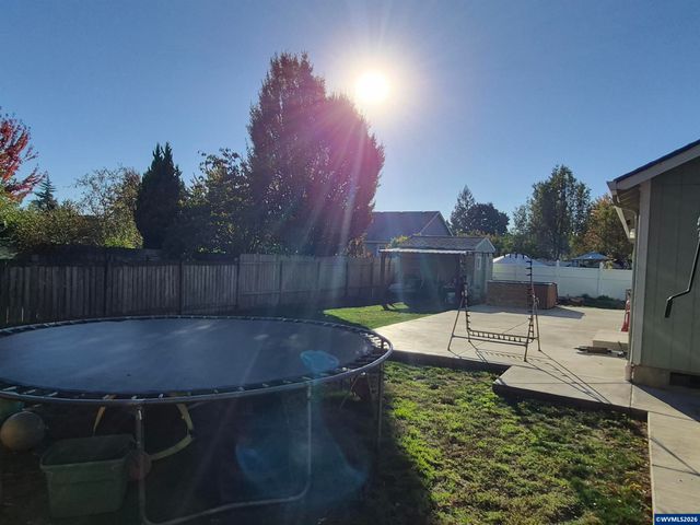 1023 Randall Wy, Independence, OR 97351