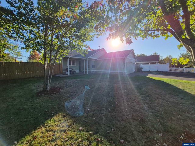 1023 Randall Wy, Independence, OR 97351