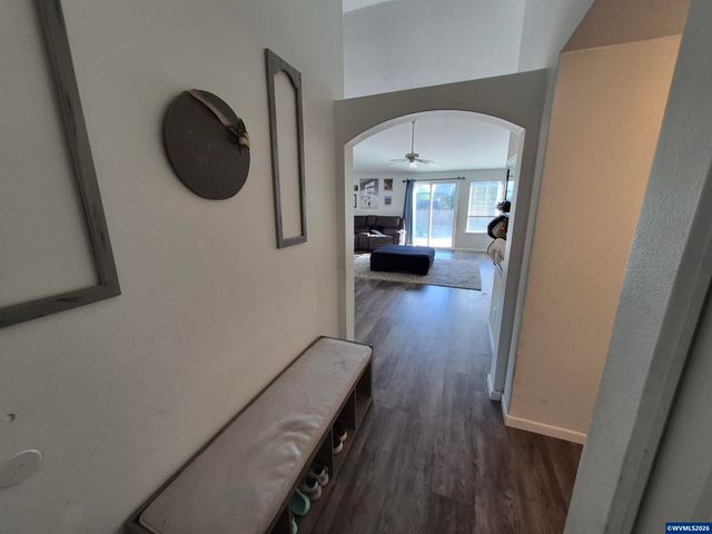 1023 Randall Wy, Independence, OR 97351