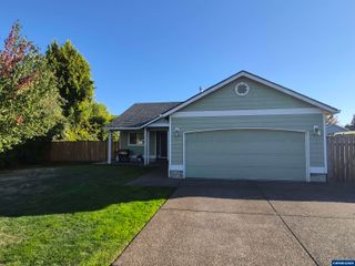 1023 Randall Wy, Independence, OR 97351