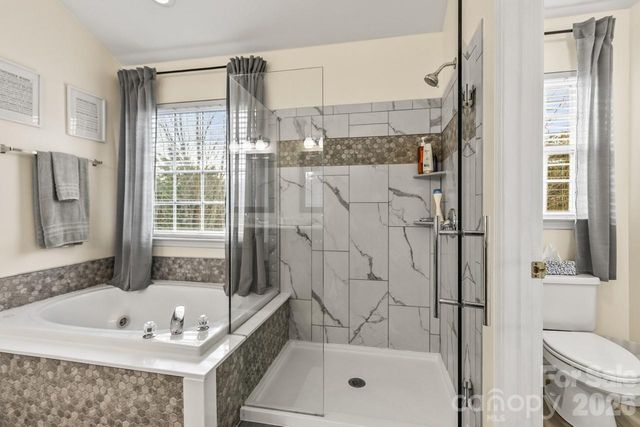 5715 Whitegate Lane, Charlotte, NC 28269