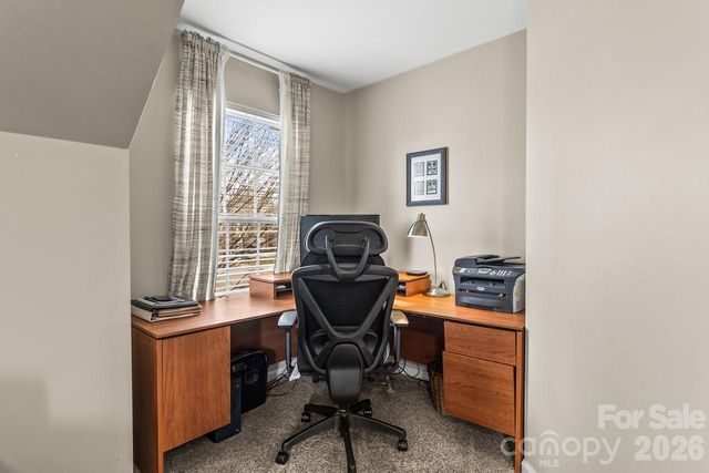 5715 Whitegate Lane, Charlotte, NC 28269