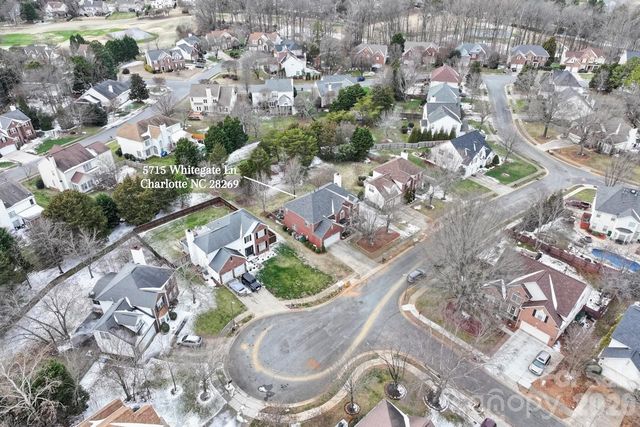 5715 Whitegate Lane, Charlotte, NC 28269