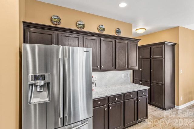 5715 Whitegate Lane, Charlotte, NC 28269