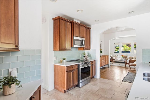 649 S Ogden Street, Denver, CO 80209