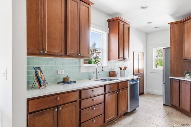 649 S Ogden Street, Denver, CO 80209