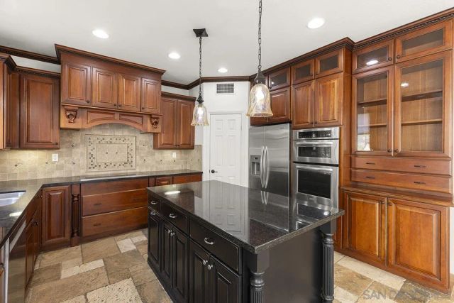 3956 Corte Mar De Hierba, San Diego, CA 92130