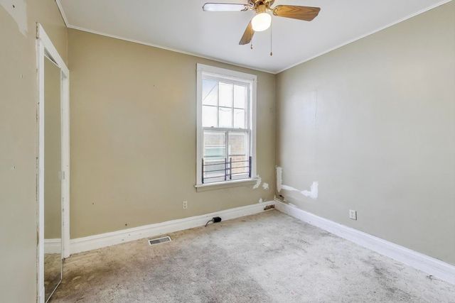 9027 S Drexel Avenue, Chicago, IL 60619